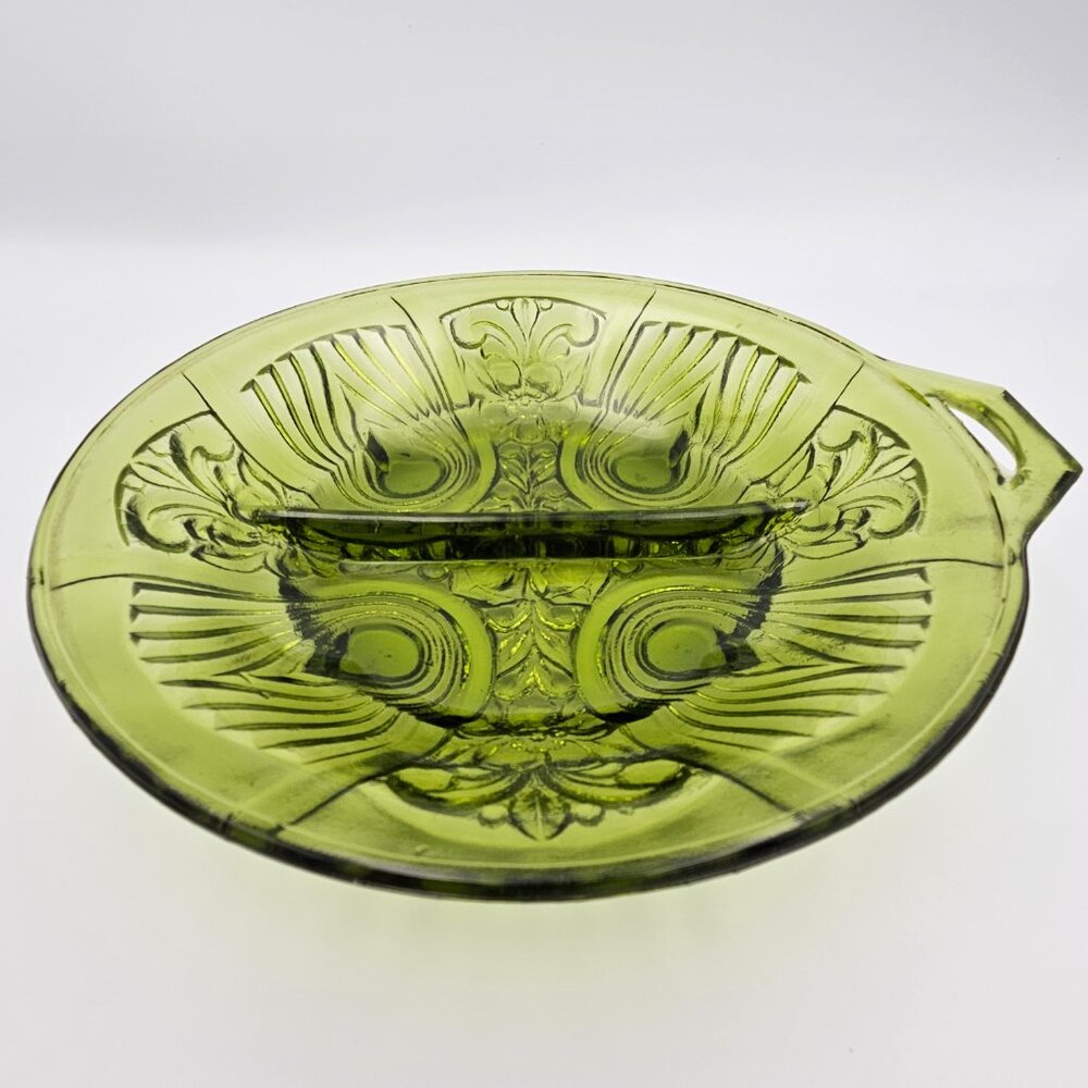 Vintage Indiana Glass Green Divided Round Relish, Olive/Pickle Dish